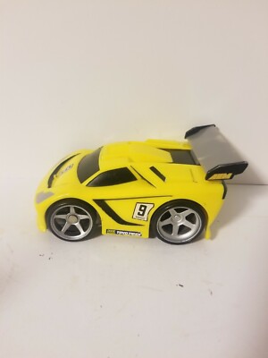2005 Fisher Price Shake N Go Toyo Tires Yellow Race Car Sound Motorized Mattel!!-image