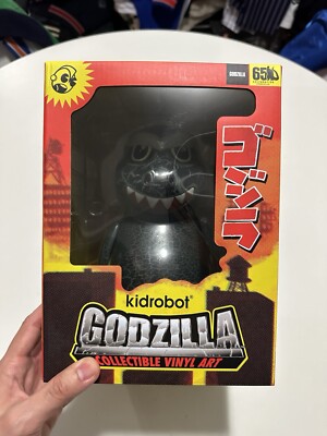 Kidrobot 8