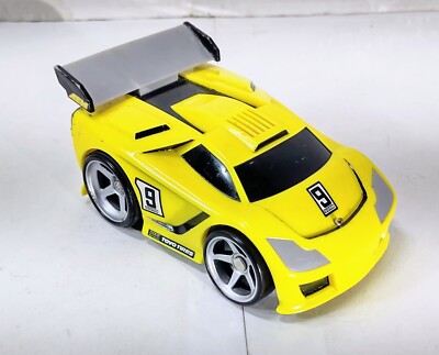 2005 Fisher Price Shake N Go Toyo Tires Yellow Race Car Sound Motorized Mattel!!-image
