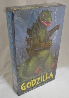 GODZILLA POLAR LIGTS MODEL BOX SCUFFS SEALED-image