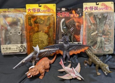 Showa Gamera & Battle Monster (X-Plus) Soft Vinyl Figure Complete Set of 9-image