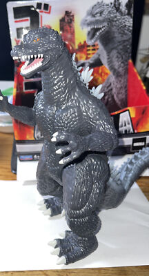 COOL BEANS BLOWOUT: Godzilla (2004) Large Playmates Action Figure w/ Box-image