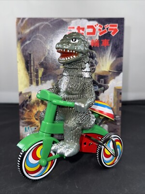 2024 M1 GODZILLA IMPOSTER 1974 TRICYCLE Mechagodzilla Wonder Fesitval NEW IN BOX-image