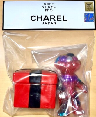 Mini Matango CHANEL Style Color Red Box ver. Charactics Painted Vinyl Toy Sofubi-image