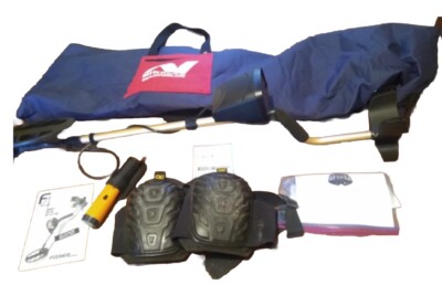 Fisher F4 Metal Detector + Pinpointer/Holster + Knee Pads + Instructions + Case-image