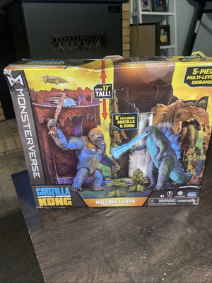 Monsterverse Hollow Earth 6-Inch Playset [Figures & Diorama Set]-image