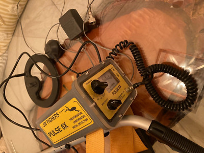 JW Fisher Pulse 8X Underwater Metal Detector-image