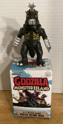 New-Megalon '73 - Godzilla Monster Island 3.75