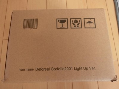 X-Plus Shonen Rick Limited Deforeal Godzilla 2001 Luminous Ver. Shipping Box Inc-image