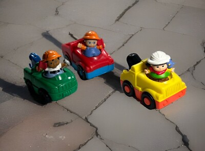 6 Piece Fisher Price Little People Yellow W/ Sound & Green Tow Truck + Red Car-image
