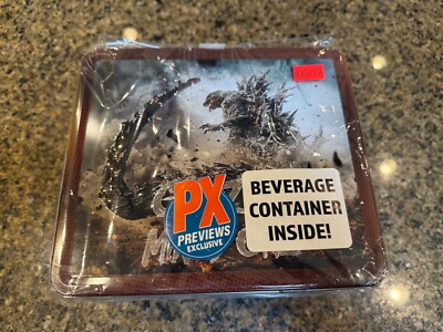Godzilla Minus One Tin Titans Lunch Box w/Thermos Previews Exclusive-image
