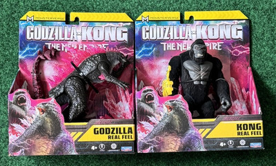 Godzilla x Kong The New Empire- Kong and Godzilla Real Feel Figure Playmates Set-image