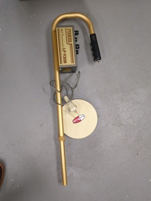 Vintage fisher lf-930d Metal Detector With M-scope Head Parts Or Repair -image
