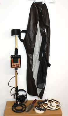 Fisher CZ-3D Enhanced Metal Detector w/ 3 Coils, Headphones & Leather Bag-image